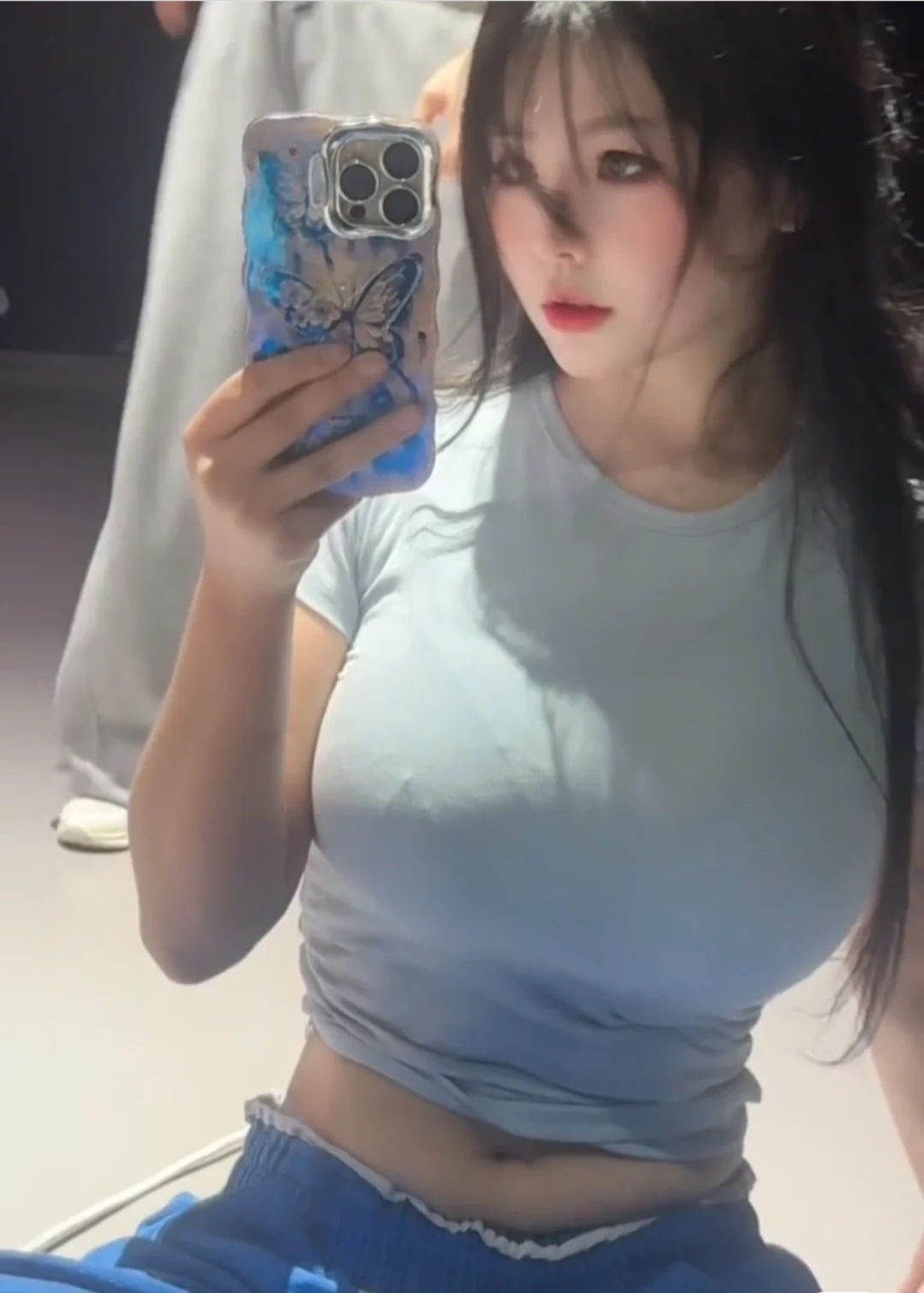 Camera_1040g3k831hgmr02c3udg5q12mv3394jkgck7qlo_edit_176264985334634